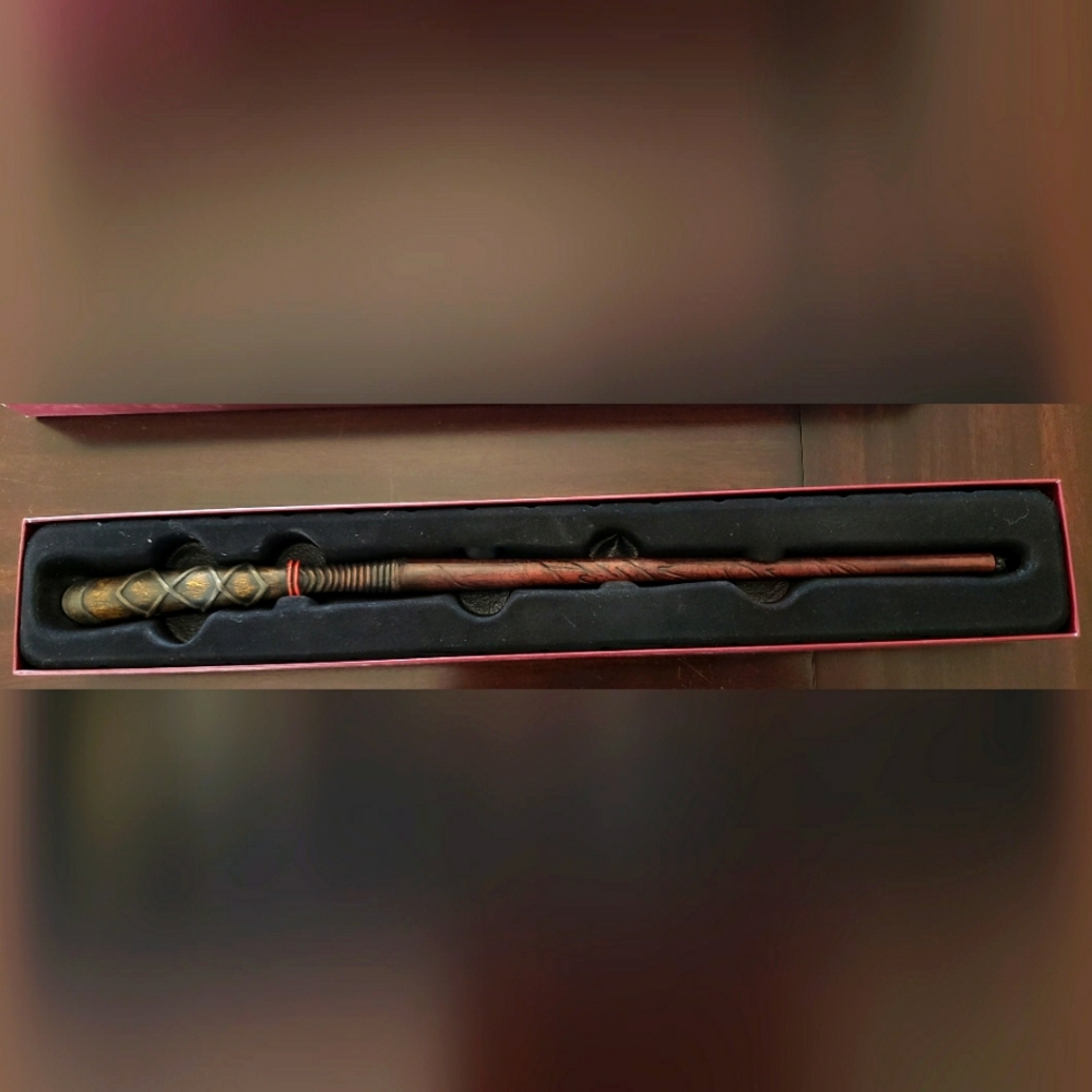 Harry Potter wand and box